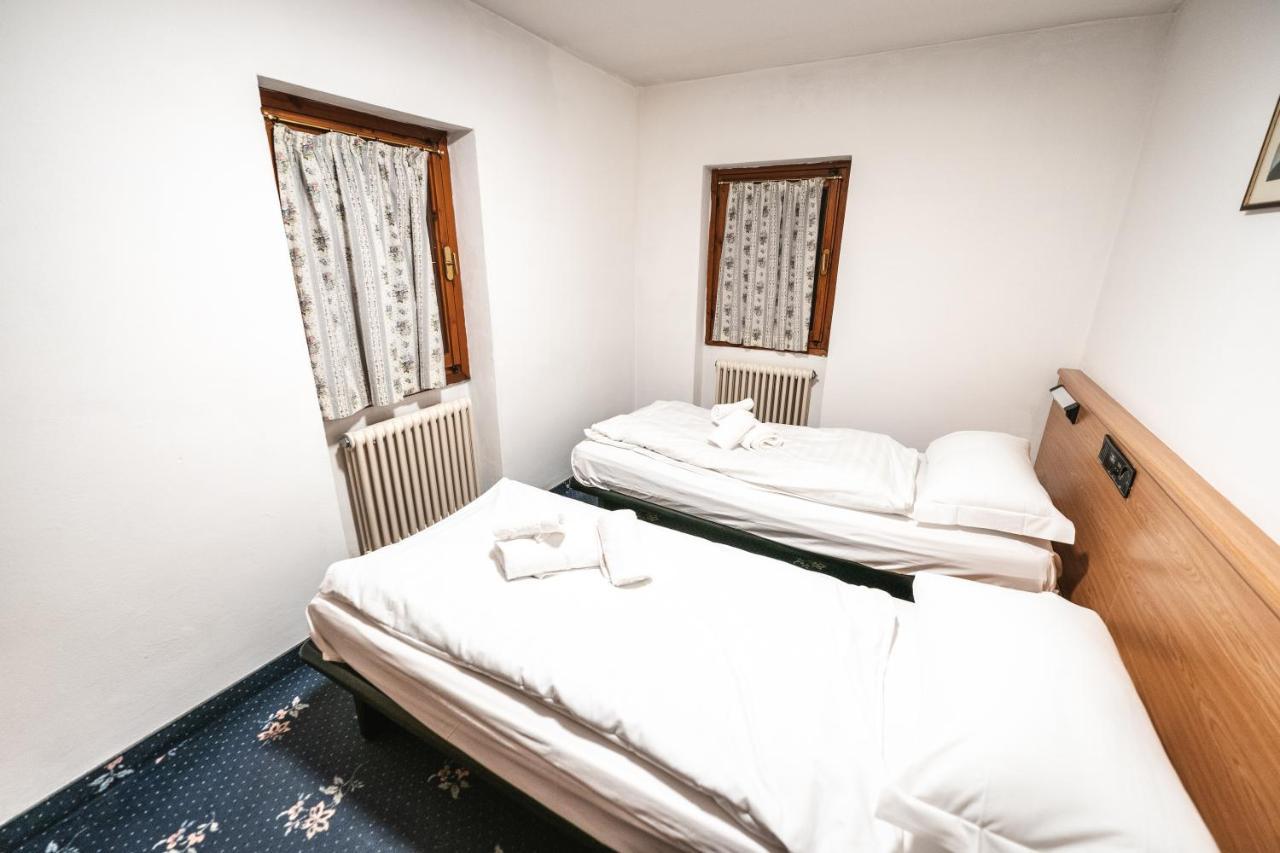 Hotel Renzi 3*