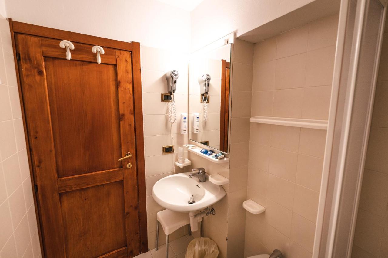 Hotel Renzi 3*